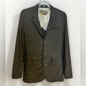 Eddie Bauer Men's Ultimate Voyager Travel Blazer size T42